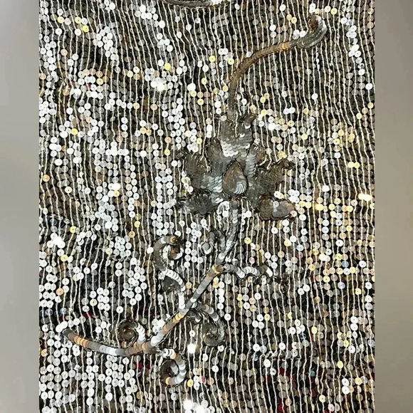 Vintage 80’s Glam Silver Sequin Short Sleeve Holiday Blouse Floral Print - Picture 3 of 6